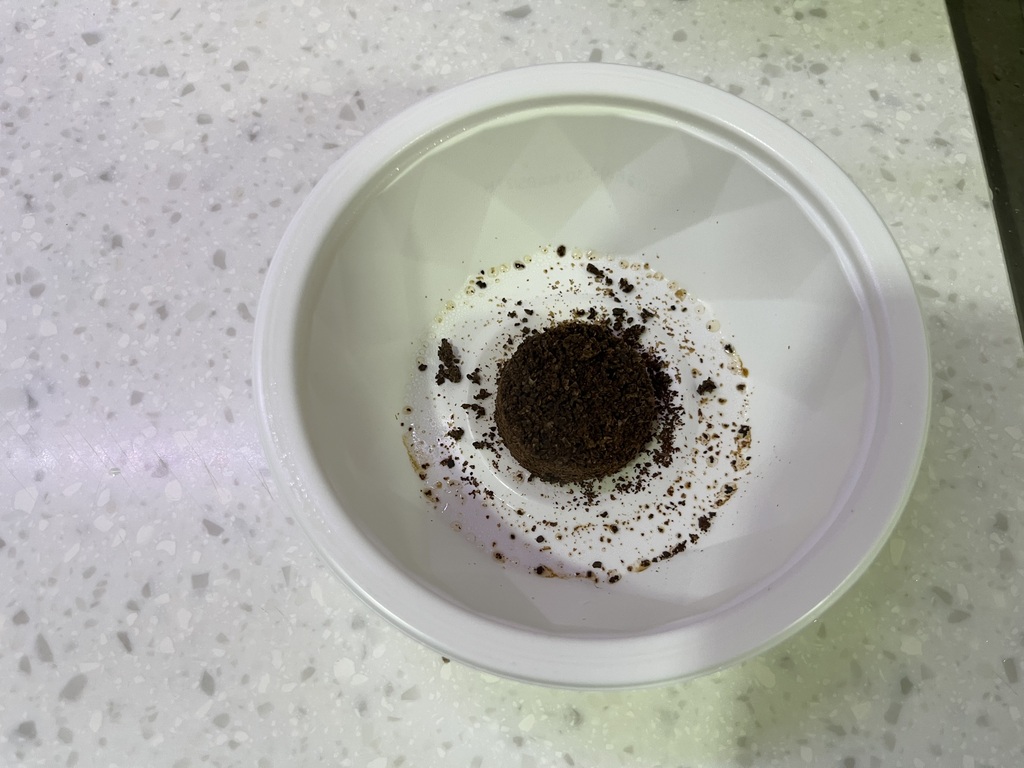 건조된 커피찌꺼기